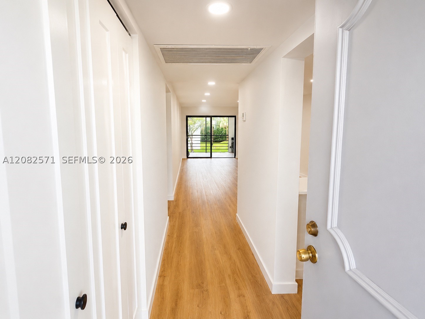 9233 Sw 8th St 207 Property Photo 1