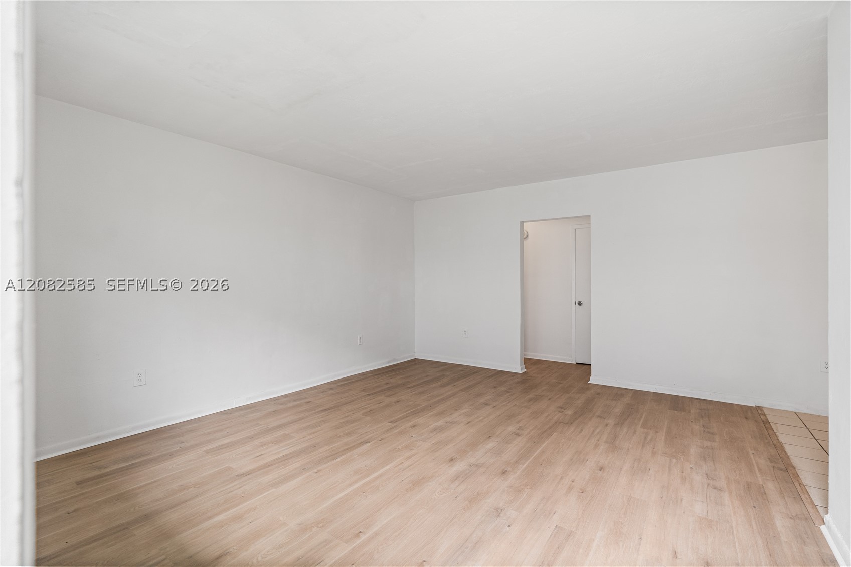 12655 Ne 16th Ave 16 Property Photo 11