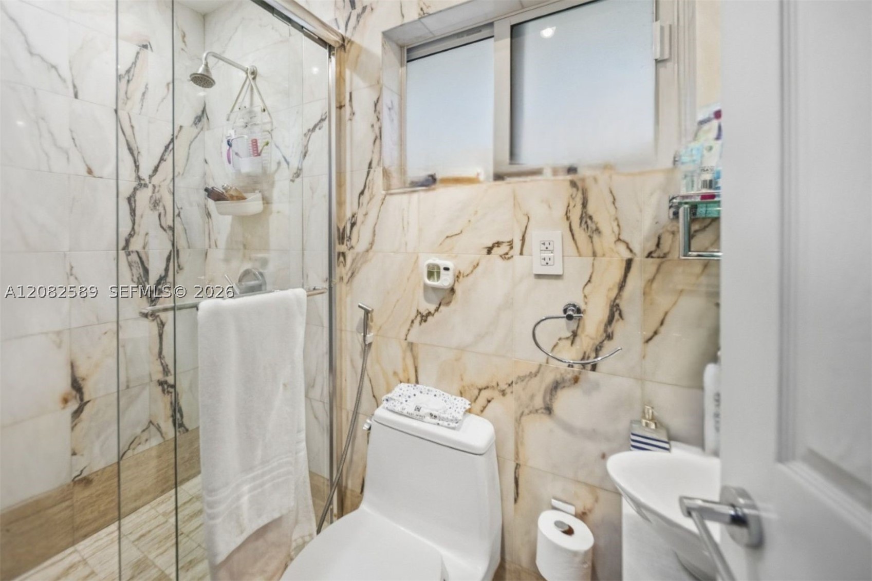 9448 Nw 54th Doral Cir Ln Property Photo 32
