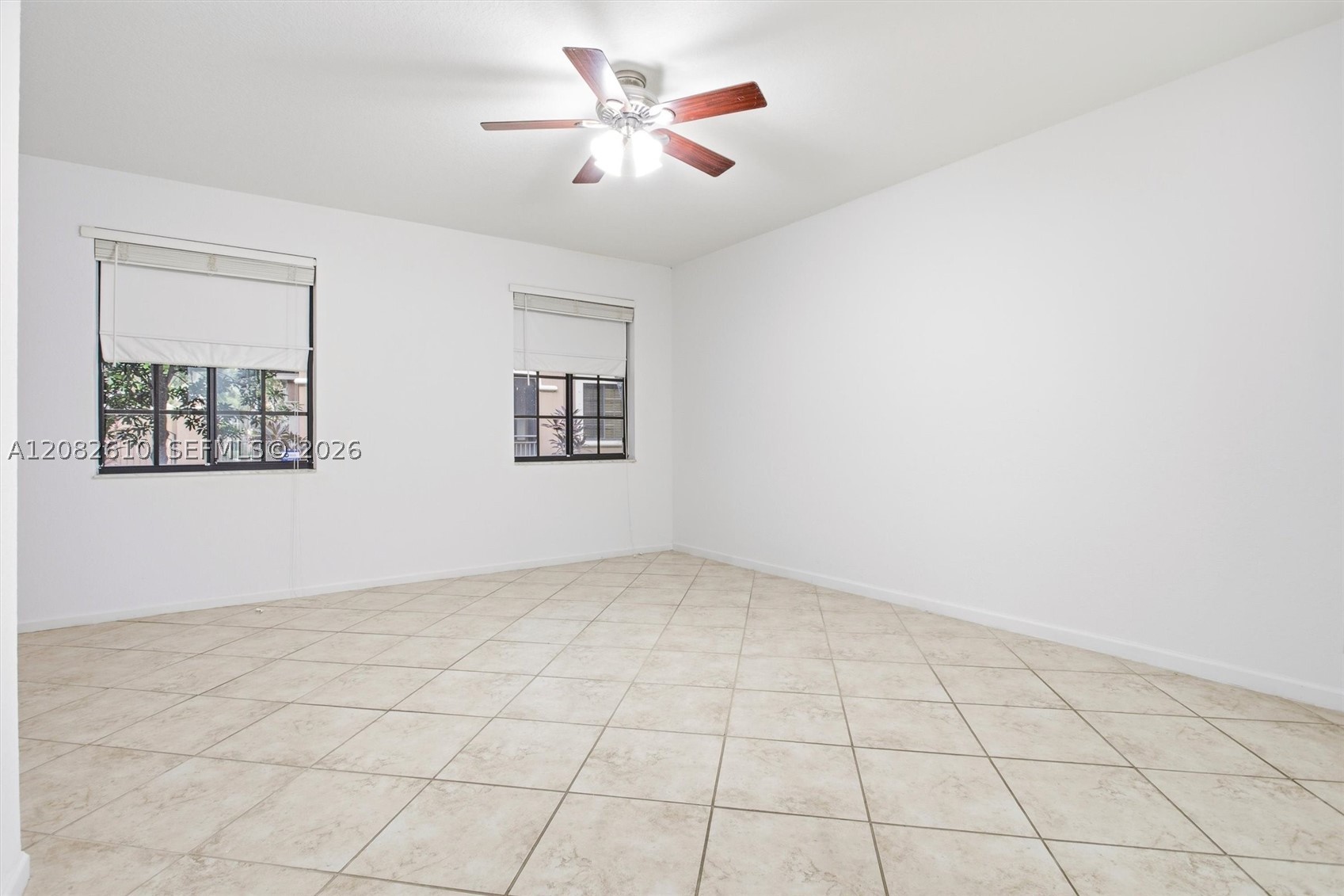 2890 Kinsington Cir 22-1 Property Photo 18