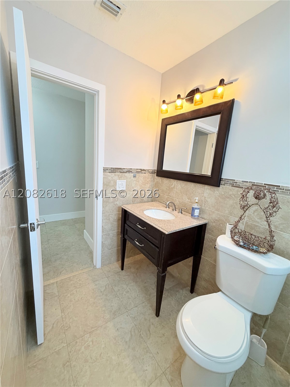 2233 Sw 16th St Property Photo 21