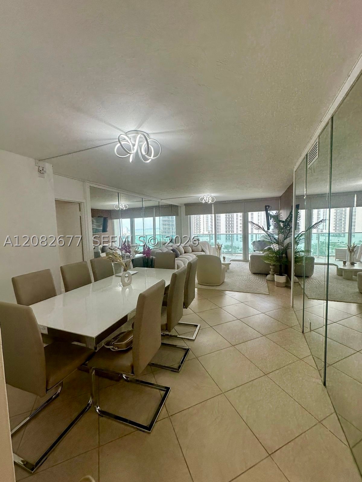100 Bayview Dr 1114 Property Photo 14