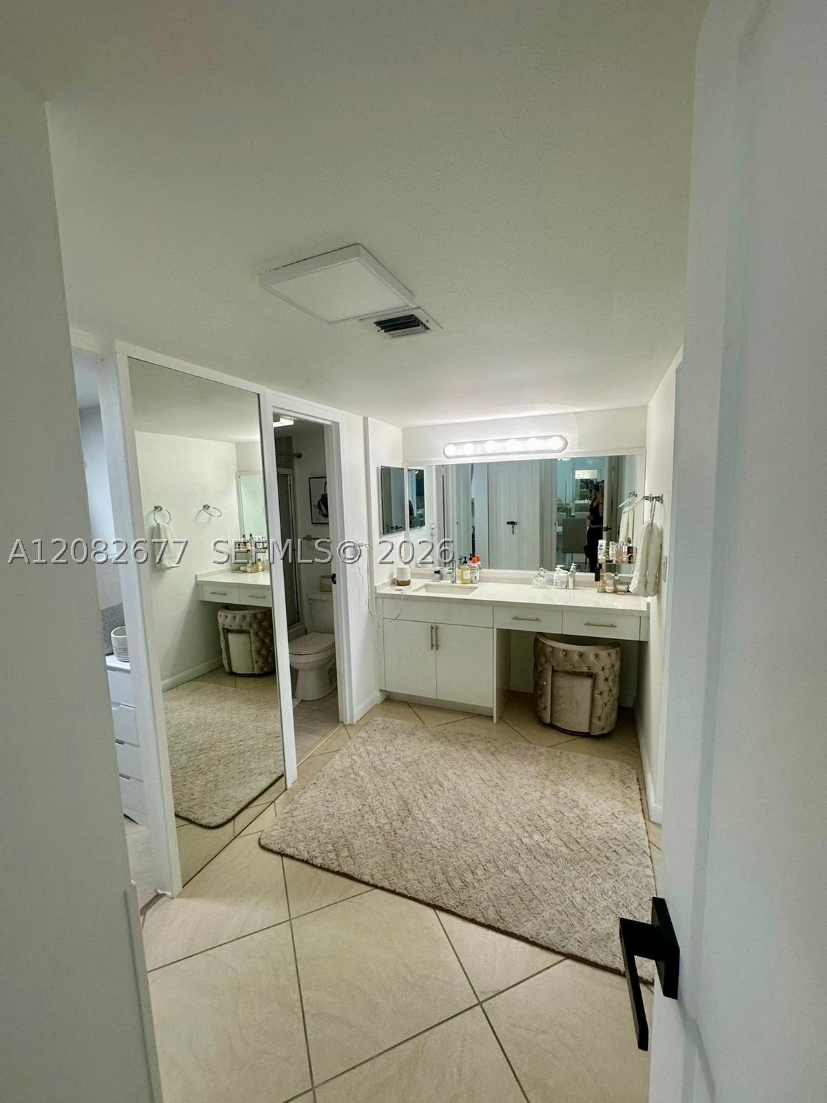 100 Bayview Dr 1114 Property Photo 21