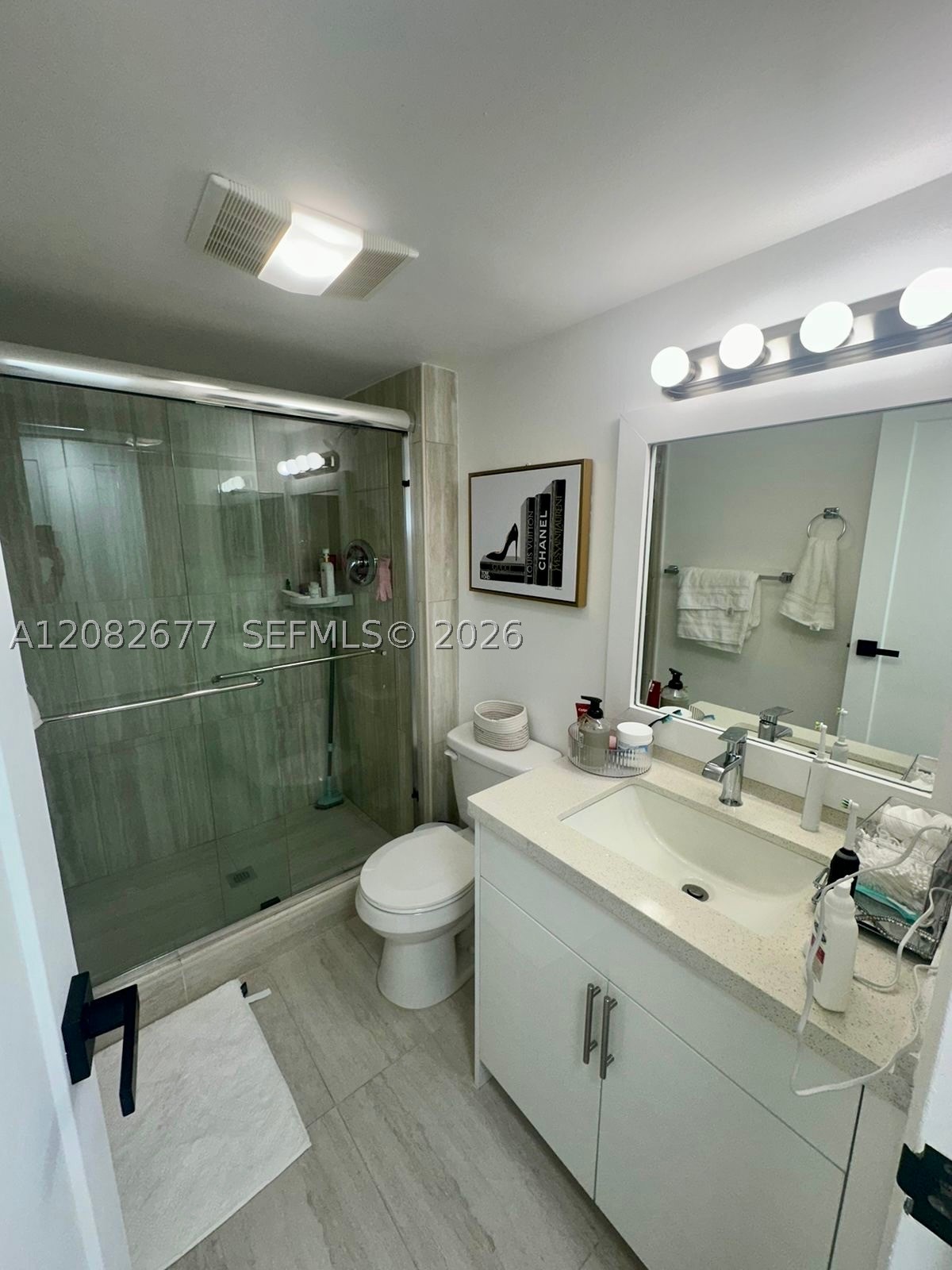 100 Bayview Dr 1114 Property Photo 24
