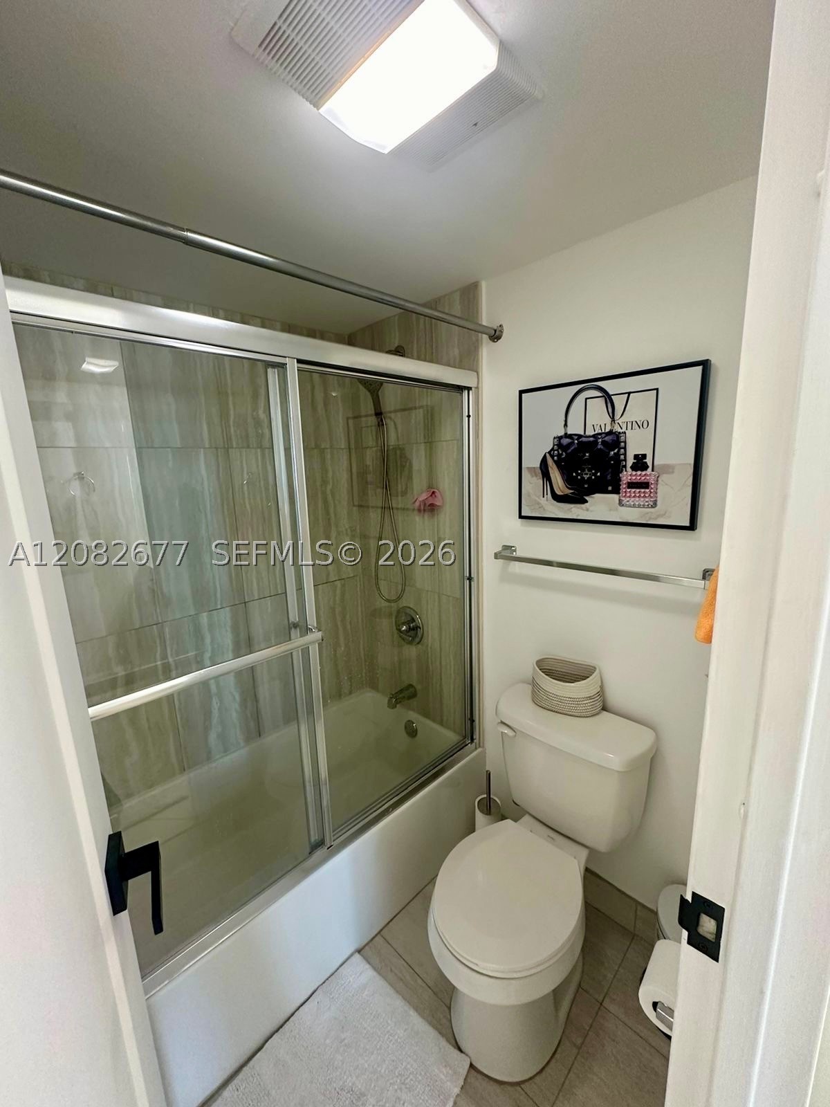 100 Bayview Dr 1114 Property Photo 25
