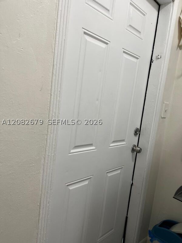 730 Sw 10th St 1 Property Photo 9