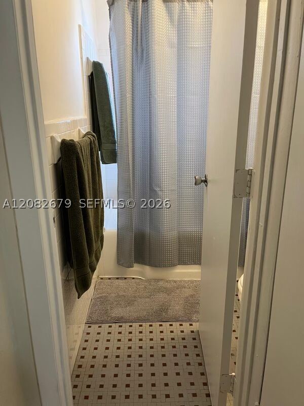 730 Sw 10th St 1 Property Photo 10