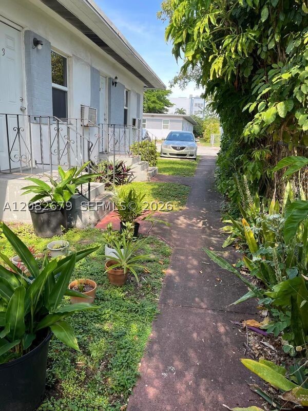 730 Sw 10th St 1 Property Photo 15