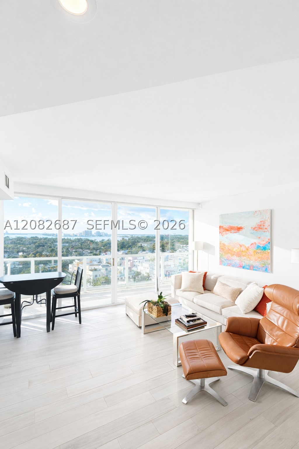 5900 Collins Ave 1405 Property Photo 7