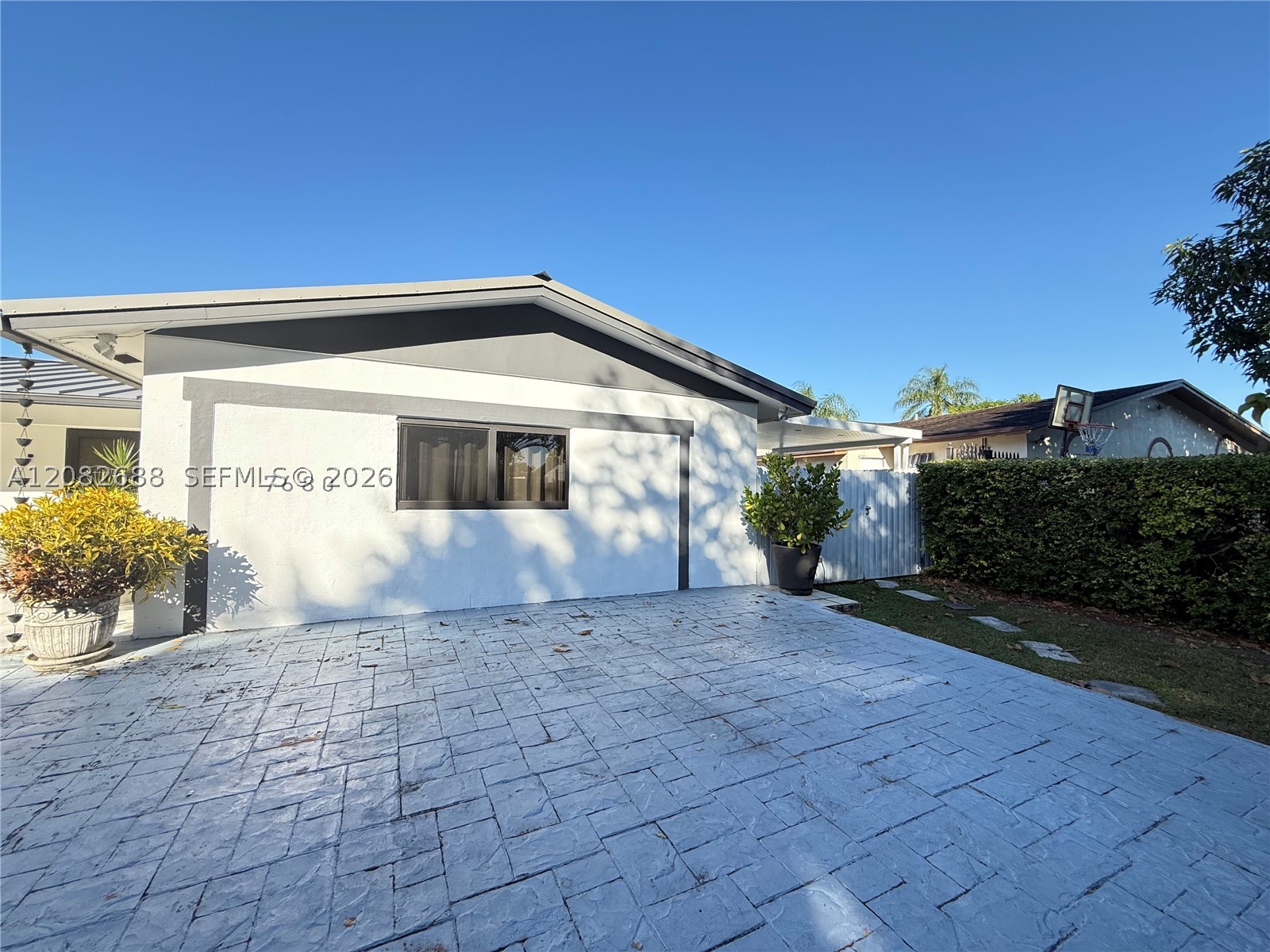 7680 SW 134th Ct B Property Photo 1