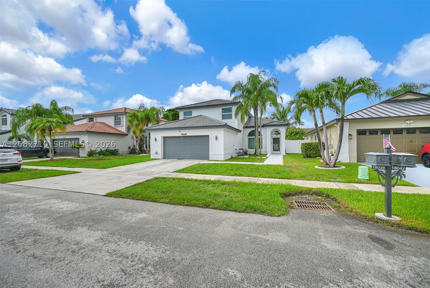 18038 Sw 12th Ct Property Photo 2