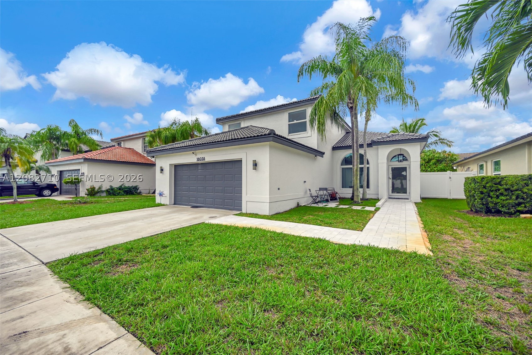 18038 Sw 12th Ct Property Photo 3