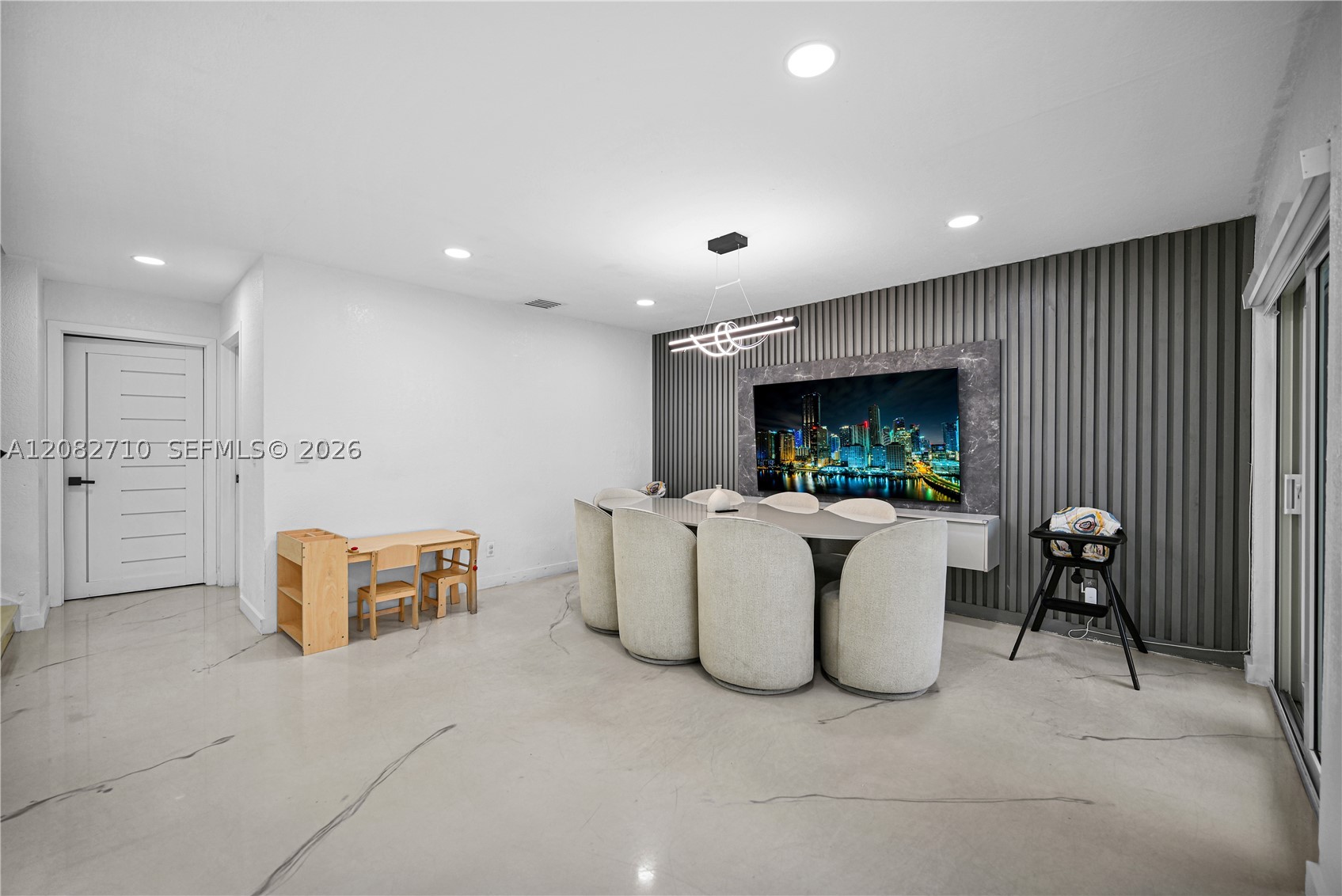 18038 Sw 12th Ct Property Photo 10