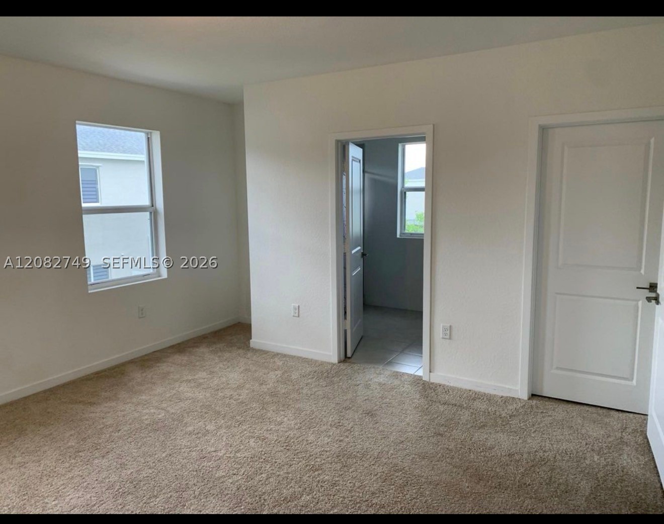 1816 Se 9th Ave Property Photo 5