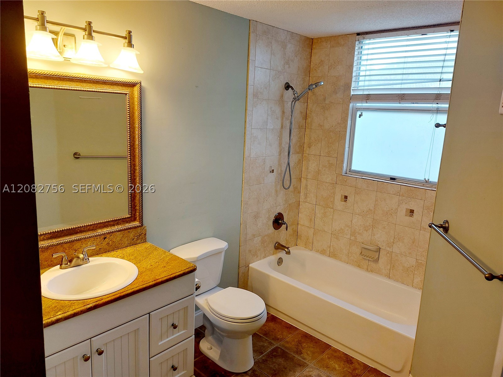 641 Lyons Rd 11207 Property Photo 11