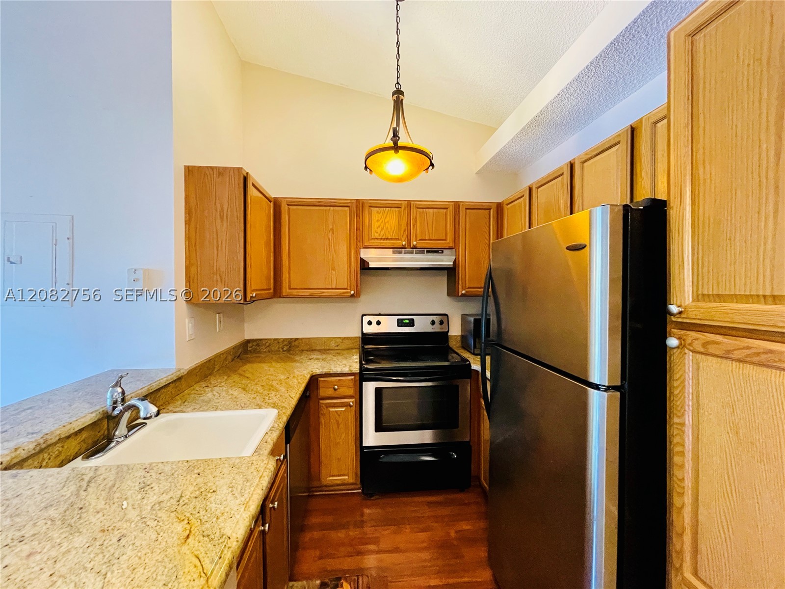 641 Lyons Rd 11207 Property Photo 26