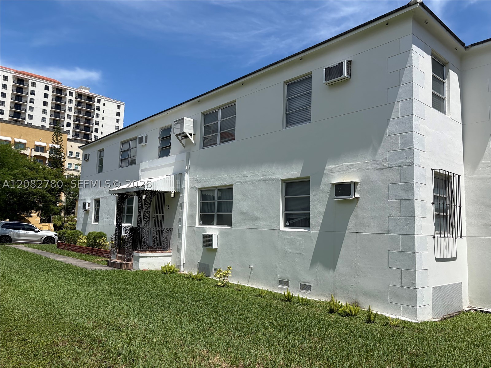 16 Santillane Ave 4 Property Photo 2
