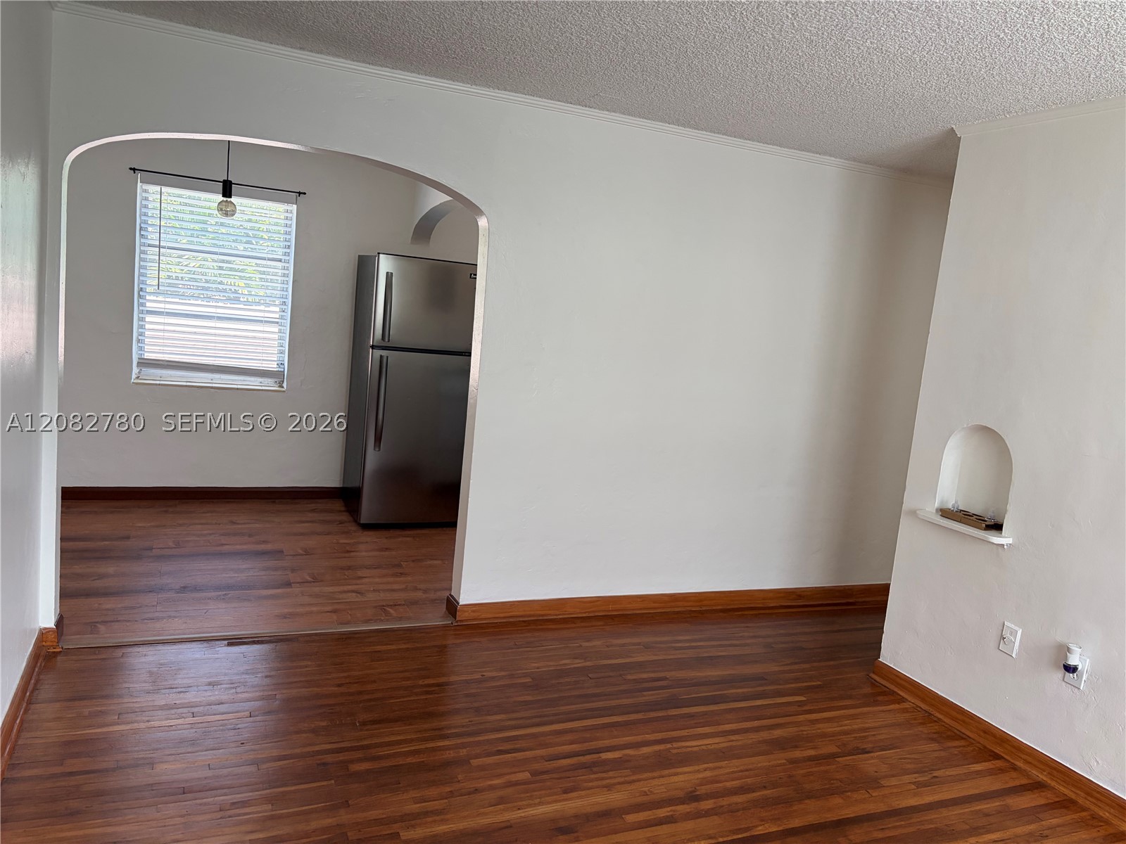 16 Santillane Ave 4 Property Photo 4