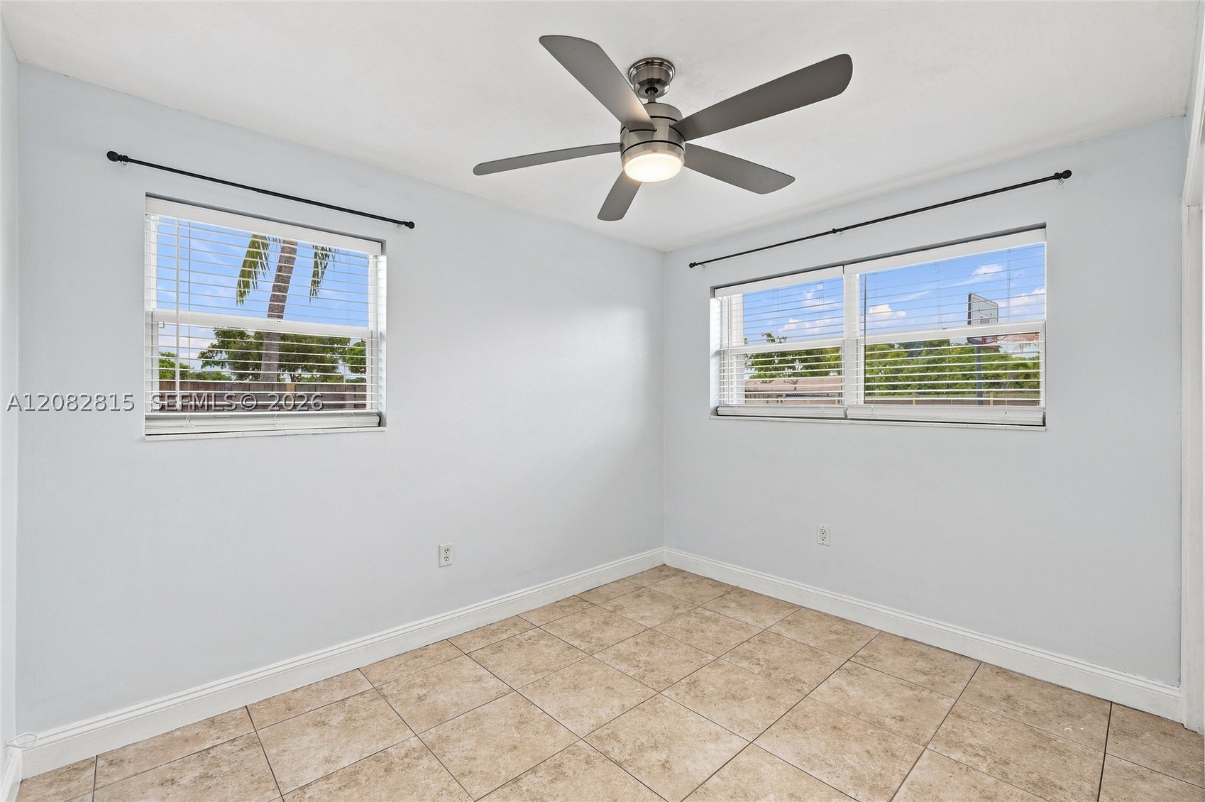 1000 Nw 76th Ter Property Photo 18