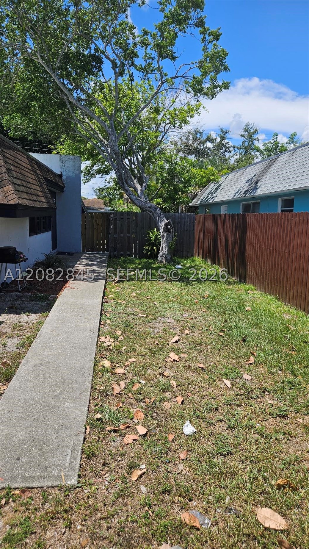 1311 NW 8th Ave 1311 Property Photo 1