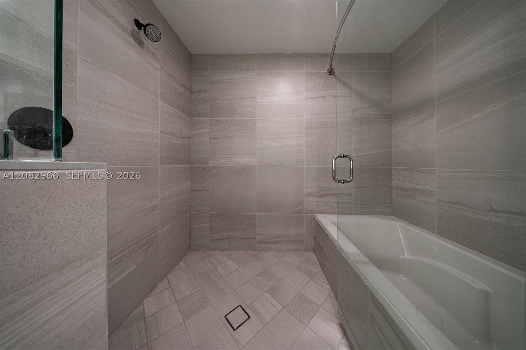 221 Sw 12th St Ph4 Property Photo 18