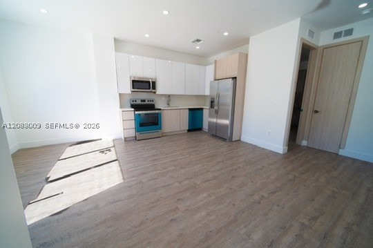 500 Foster Rd C Property Photo 4