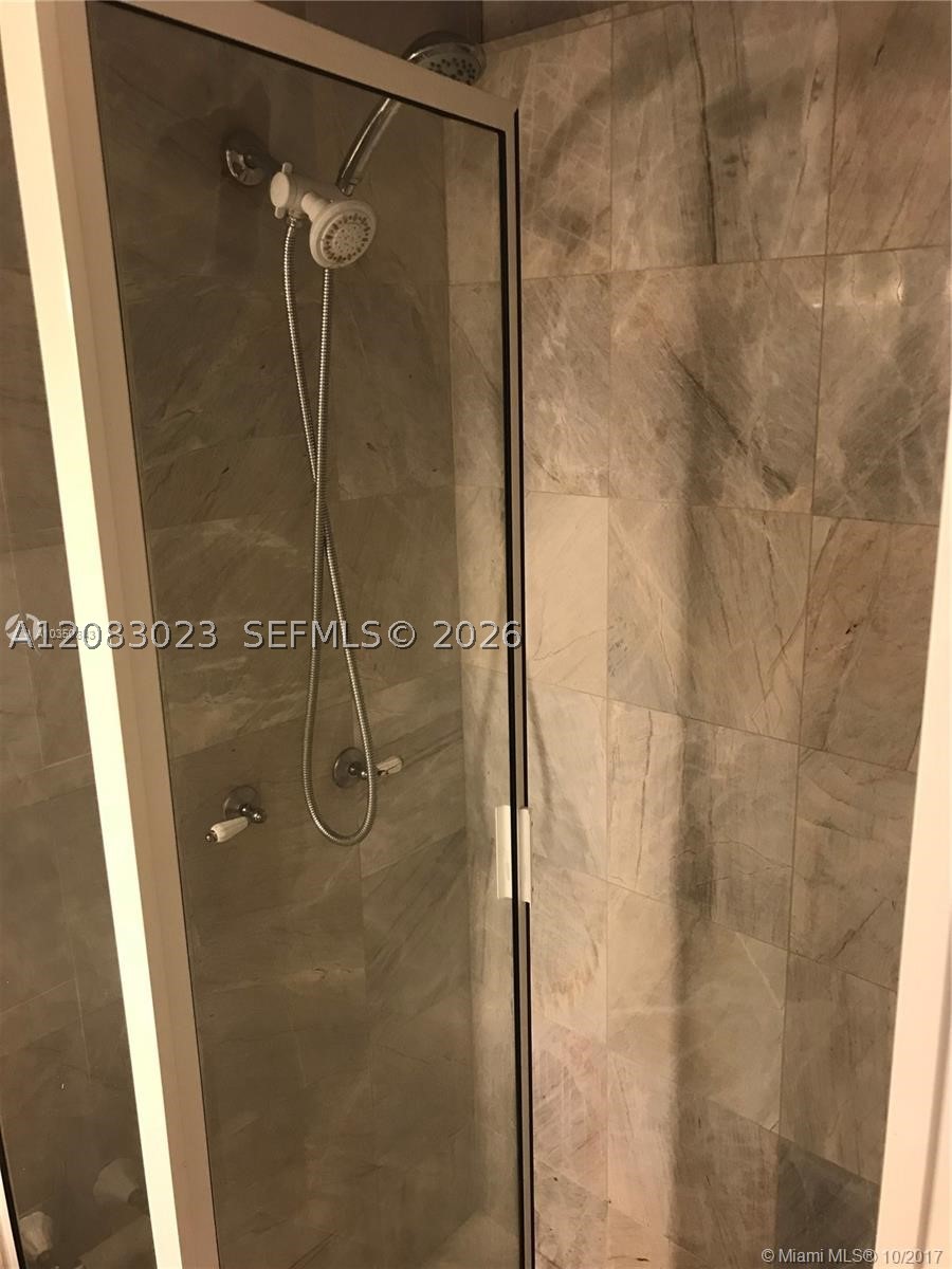 7899 Ne Bayshore Ct 4e Property Photo 14