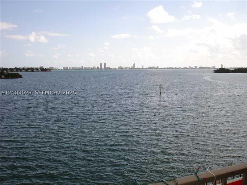 7899 Ne Bayshore Ct 4e Property Photo 19