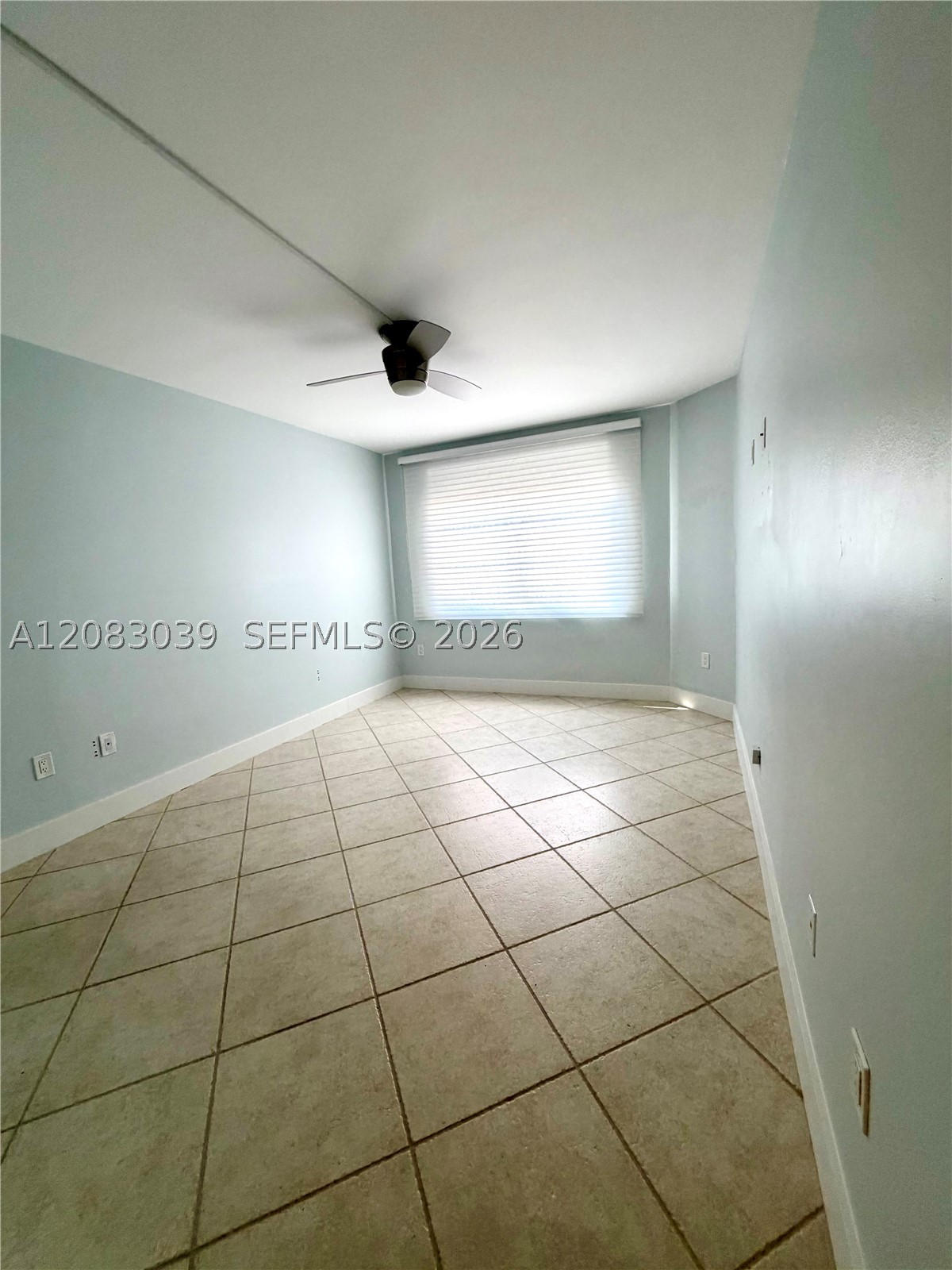 1950 S Ocean Dr 2c Property Photo 25