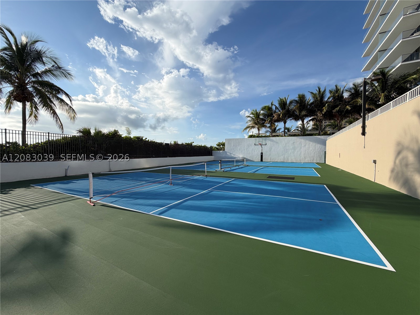 1950 S Ocean Dr 2c Property Photo 57