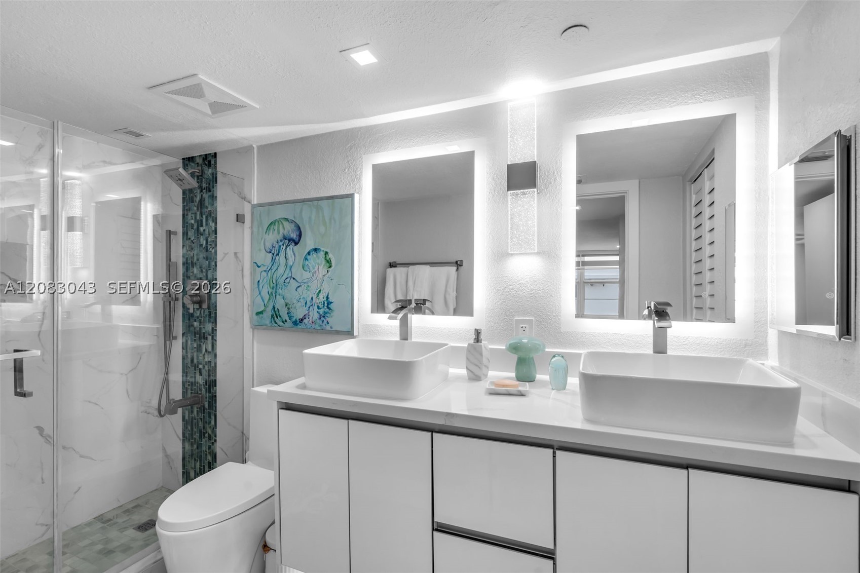 6917 Collins Ave 706 Property Photo 17