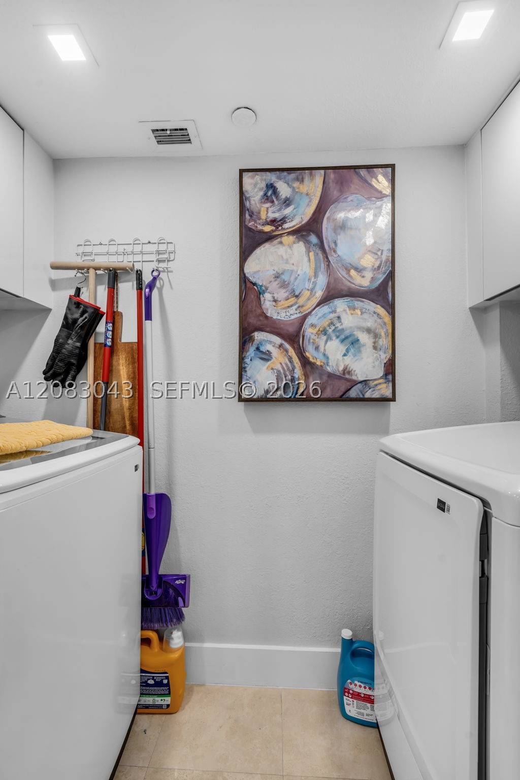 6917 Collins Ave 706 Property Photo 20