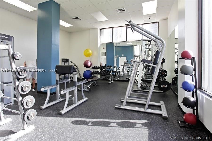 100 Bayview Dr Ph-21 Property Photo 20