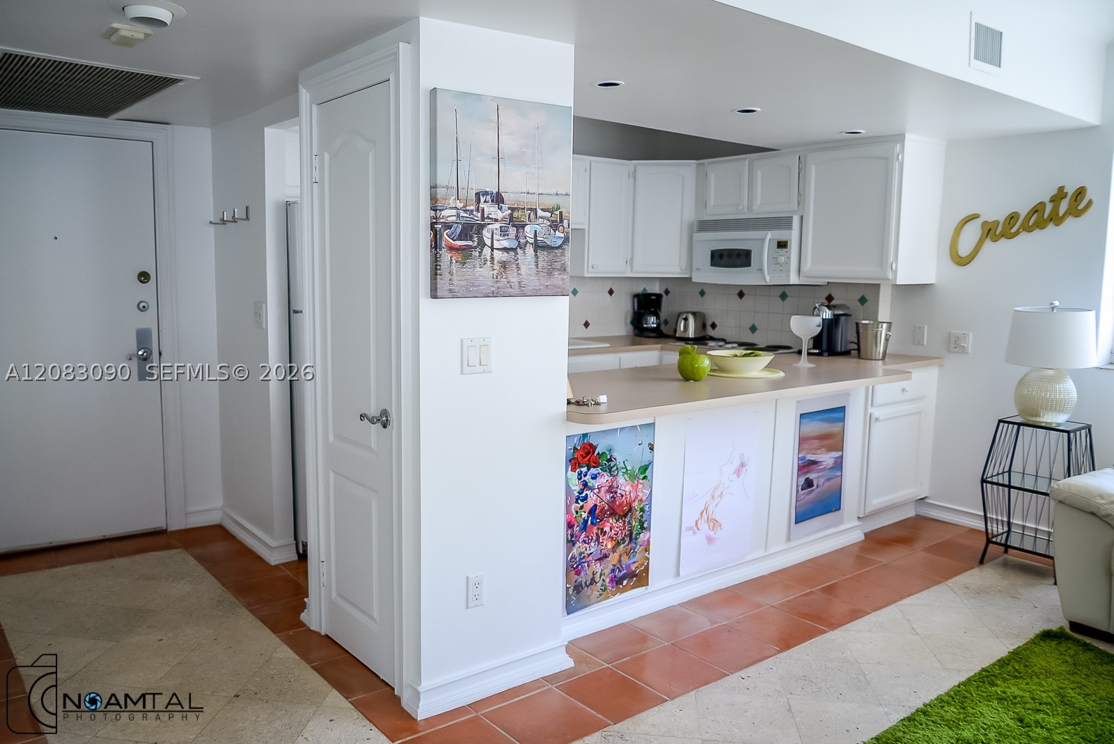 1390 Ocean Dr 201 Property Photo 14