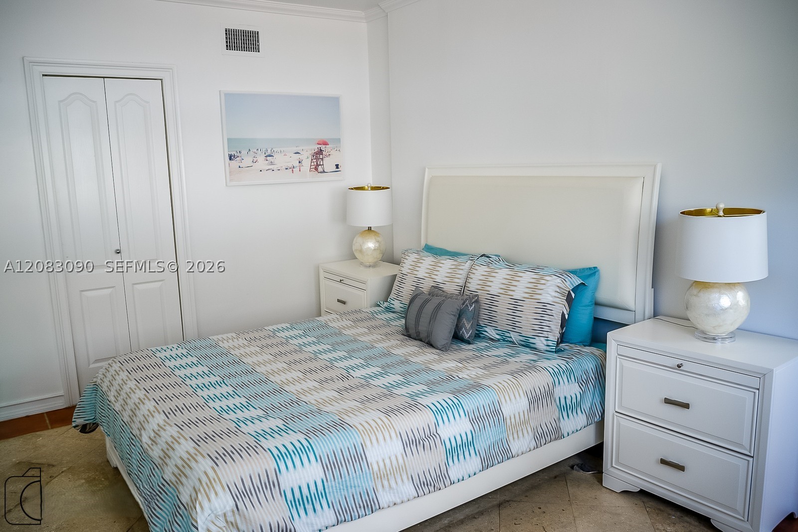 1390 Ocean Dr 201 Property Photo 18