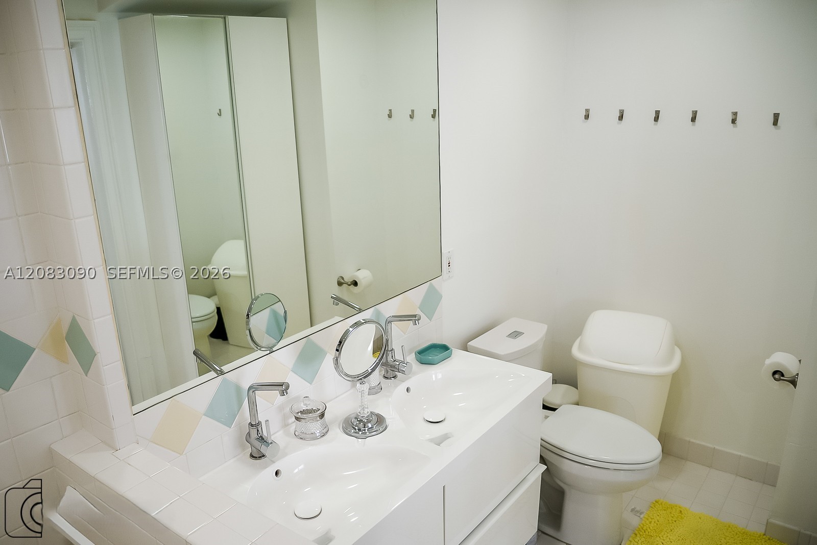 1390 Ocean Dr 201 Property Photo 22