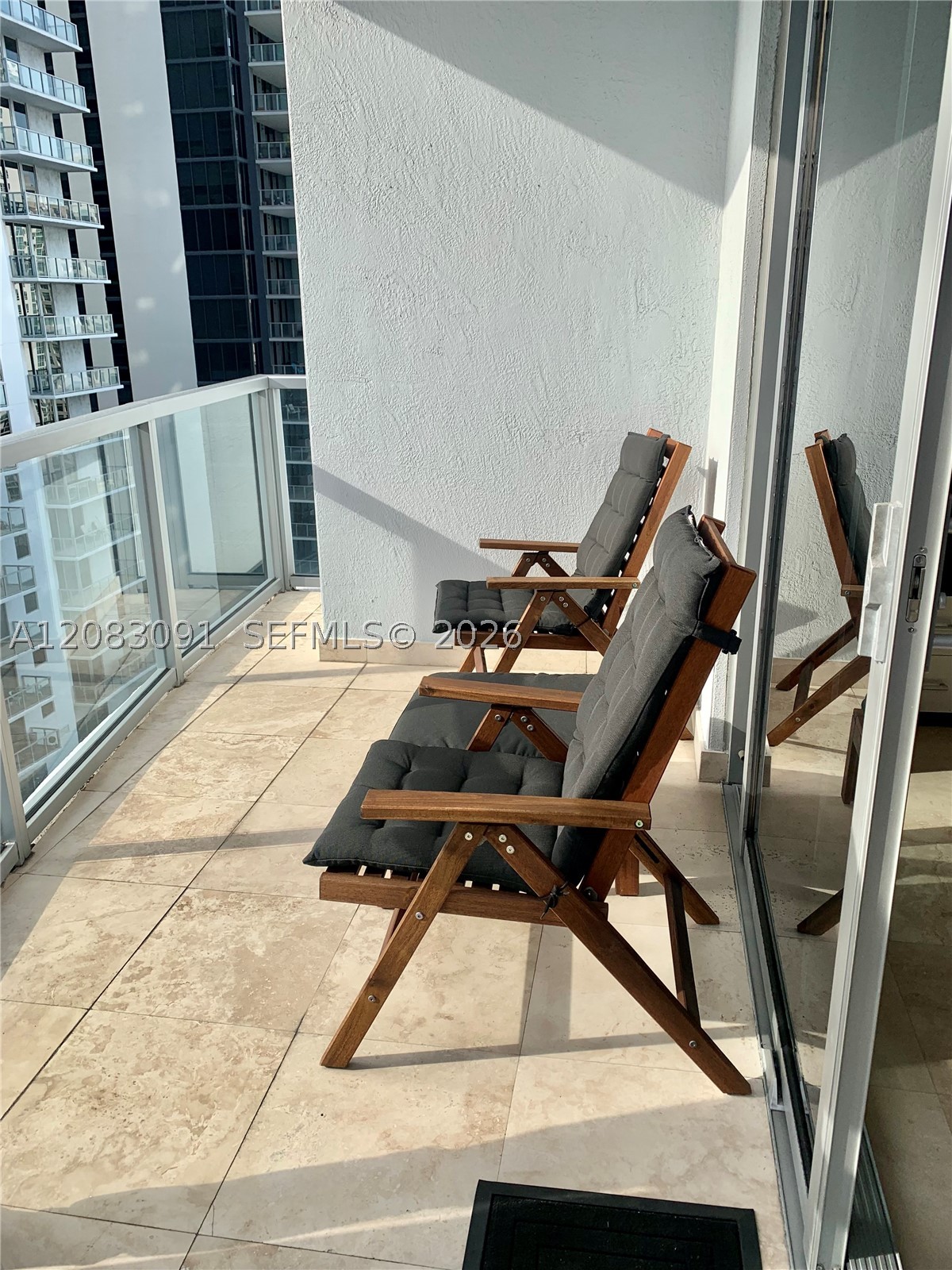 1060 Brickell Ave 1713 Property Photo 3