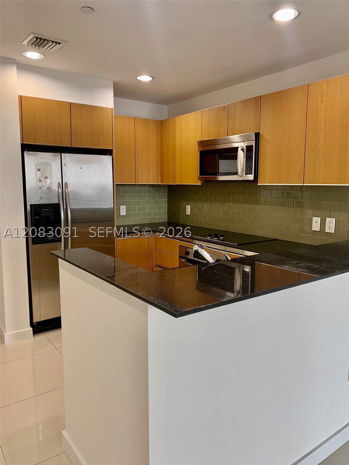1060 Brickell Ave 1713 Property Photo 8