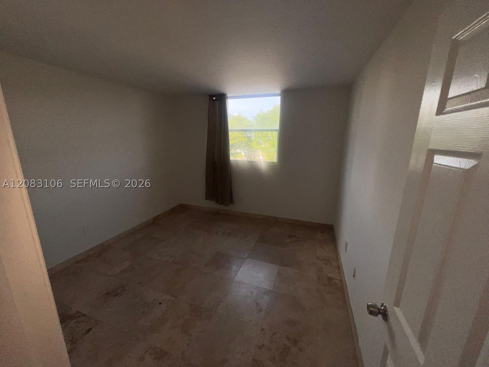 1801 S Treasure Dr 429 Property Photo 4