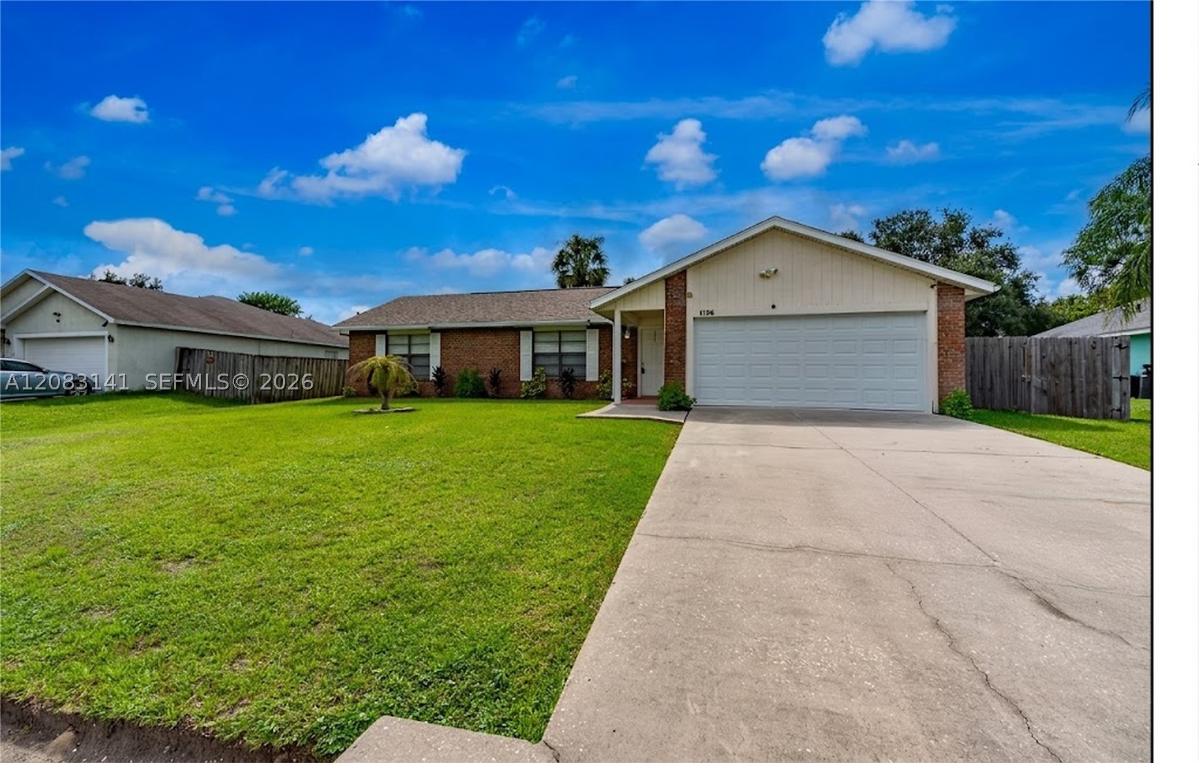 1136 Lamplighter Property Photo 1