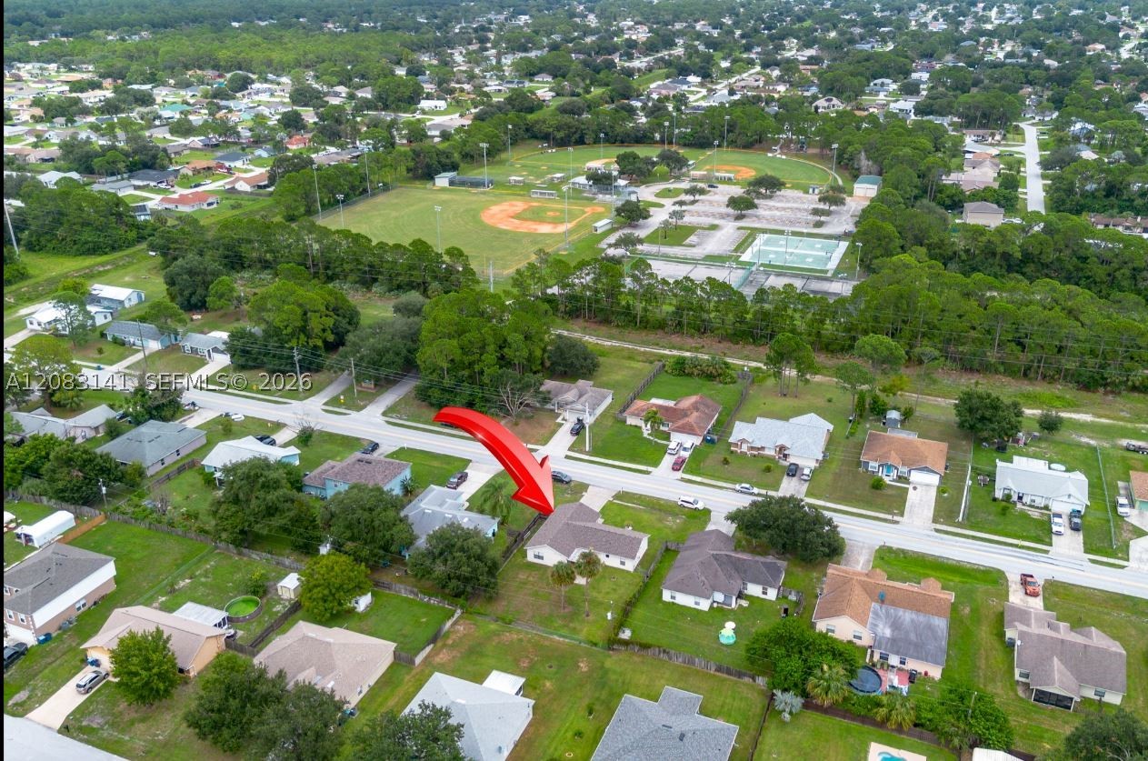 1136 Lamplighter Property Photo 4