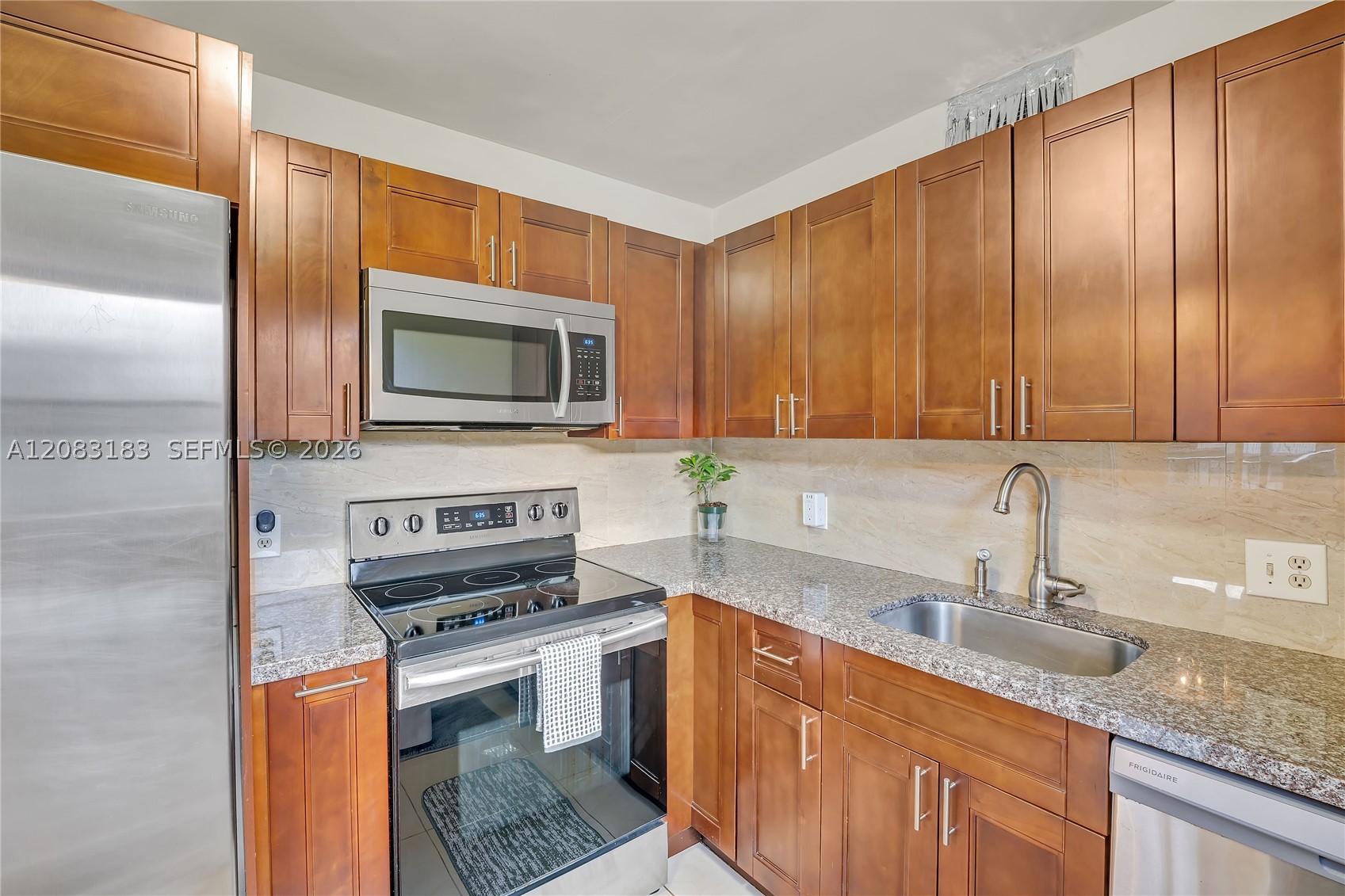 150 Sw 134th Way 304r Property Photo 1