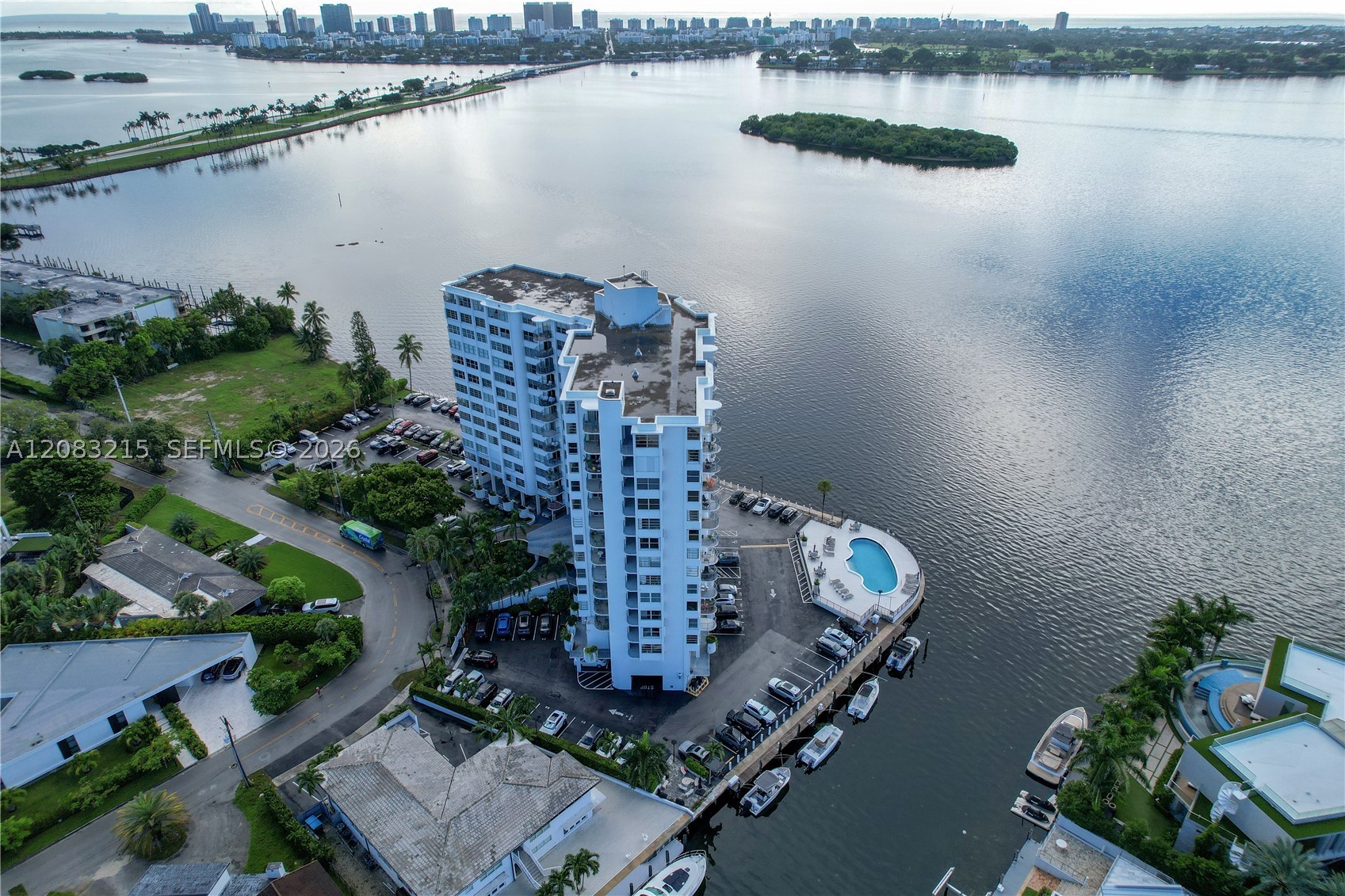 11930 N Bayshore Dr 1405 Property Photo 12
