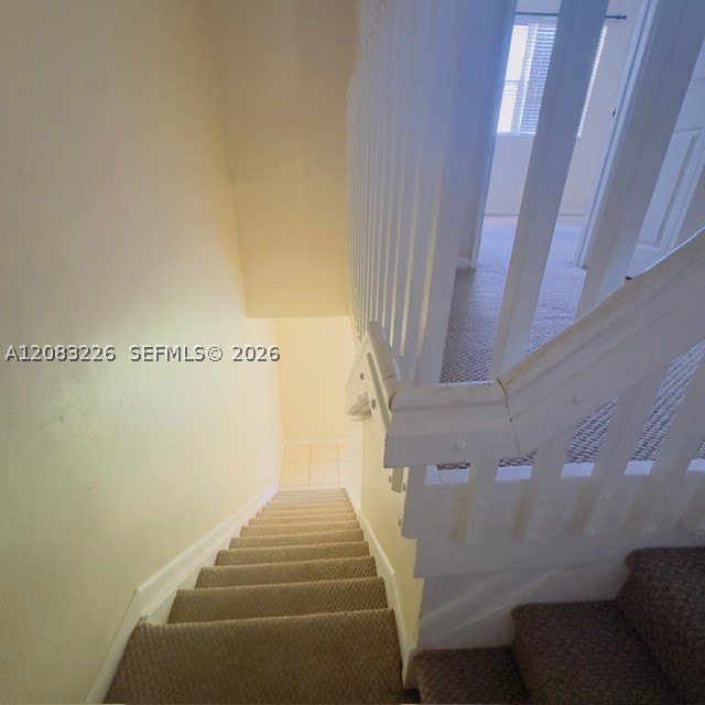 1040 Ne 42nd Pl Property Photo 16