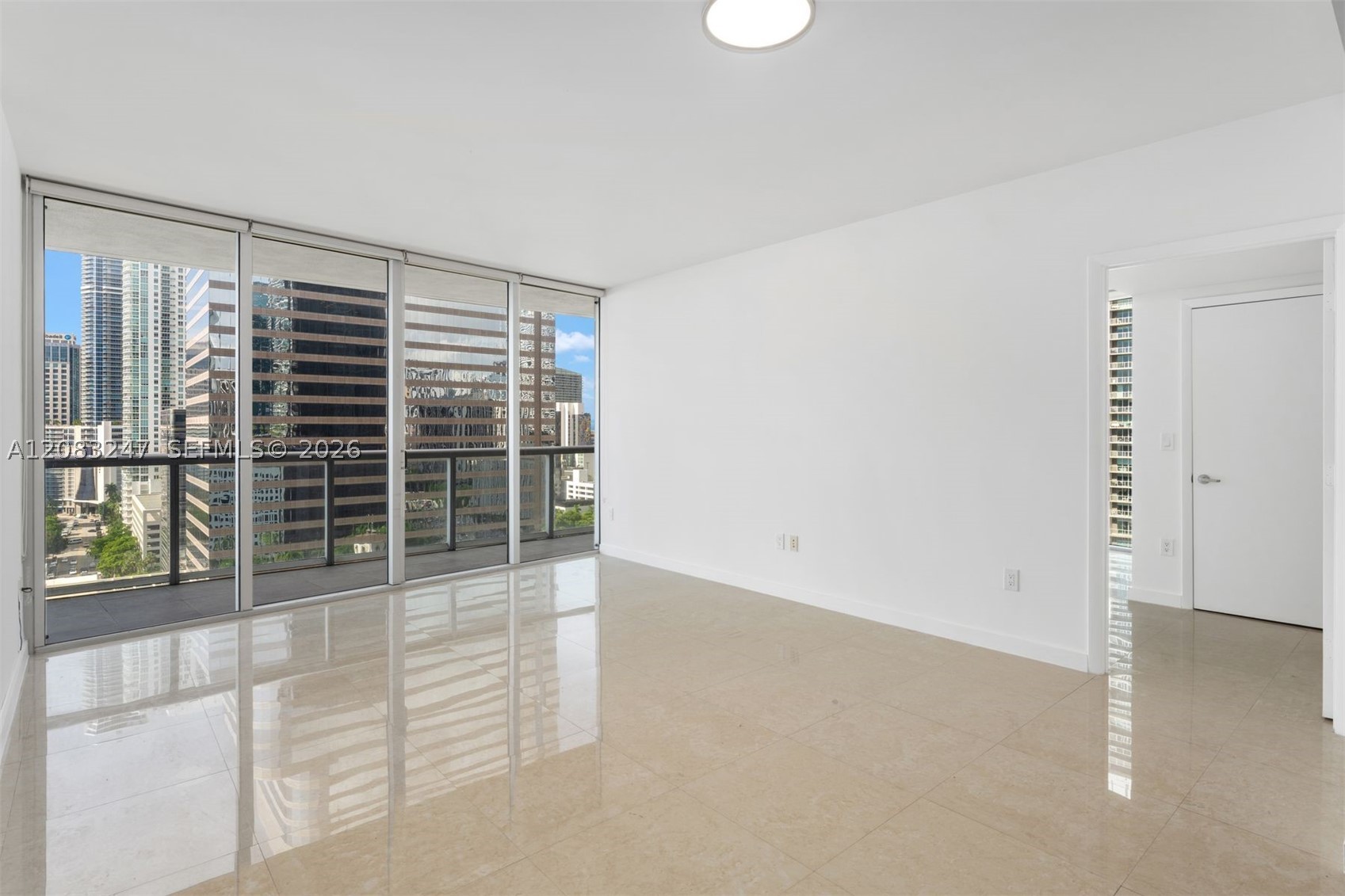 495 Brickell Ave 1811 Property Photo 22