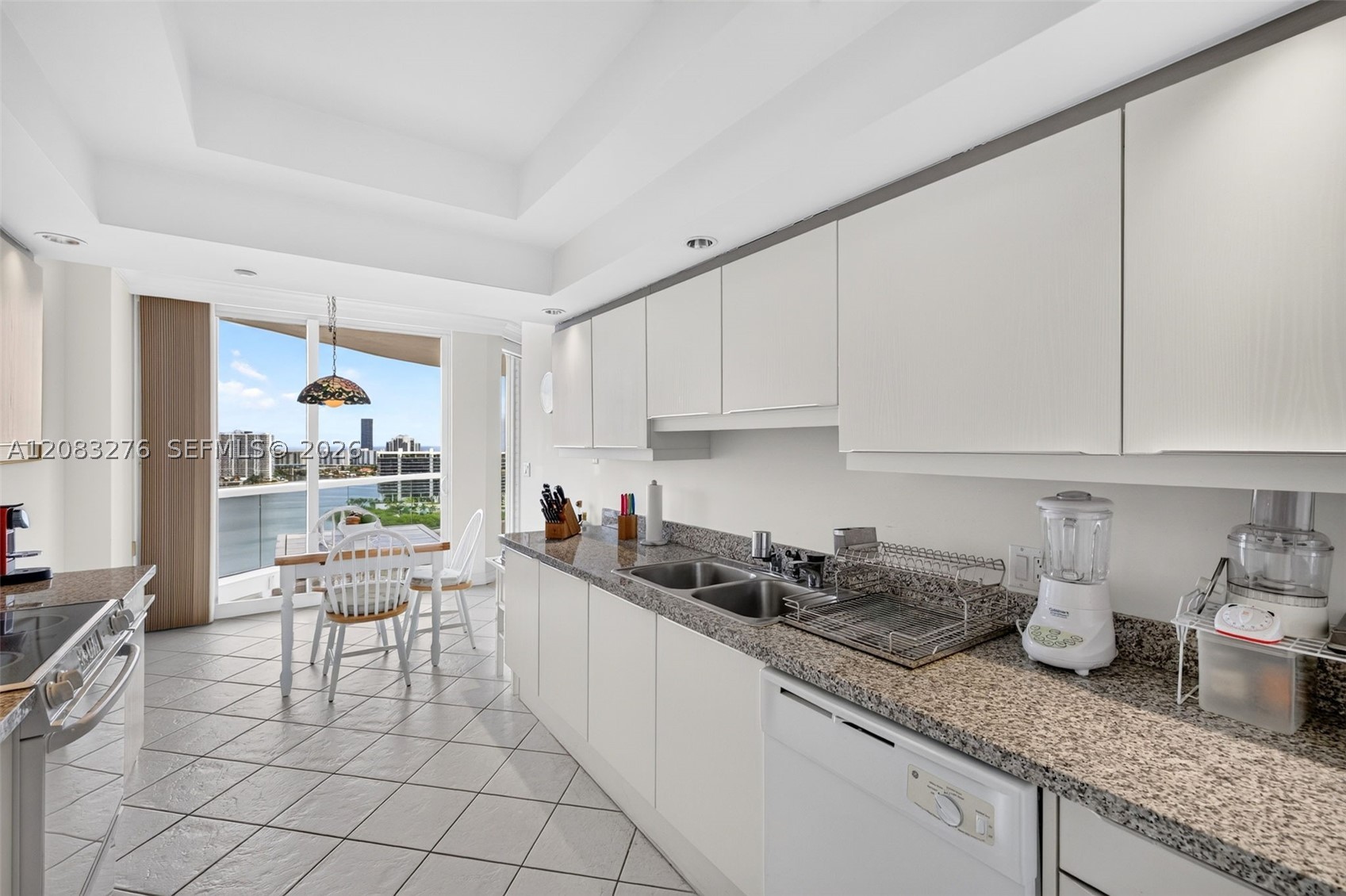 7000 Island Blvd 2406 Property Photo 13