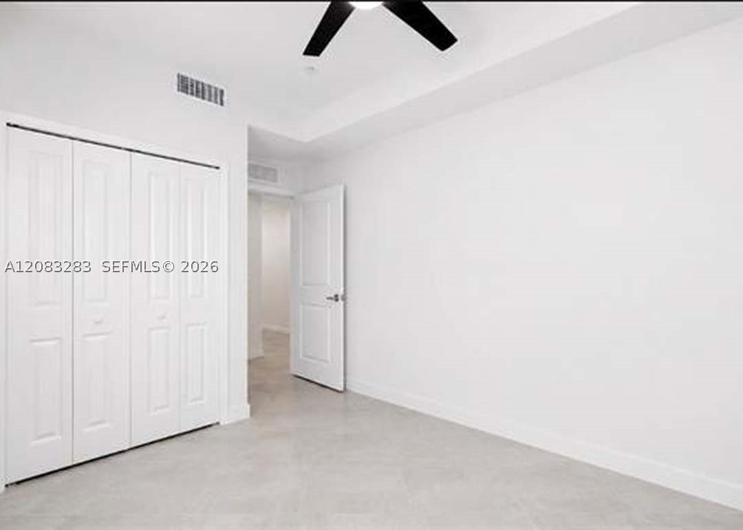 5651 Double Eagle Cir 4327 Property Photo 6