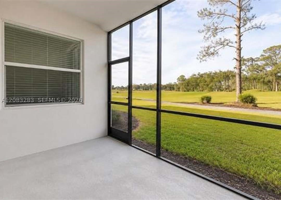 5651 Double Eagle Cir 4327 Property Photo 16