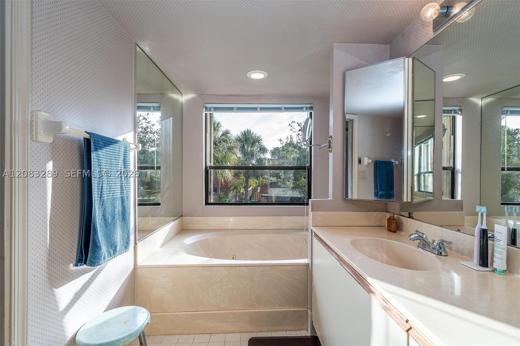 1427 Sw 109th Way Property Photo 23