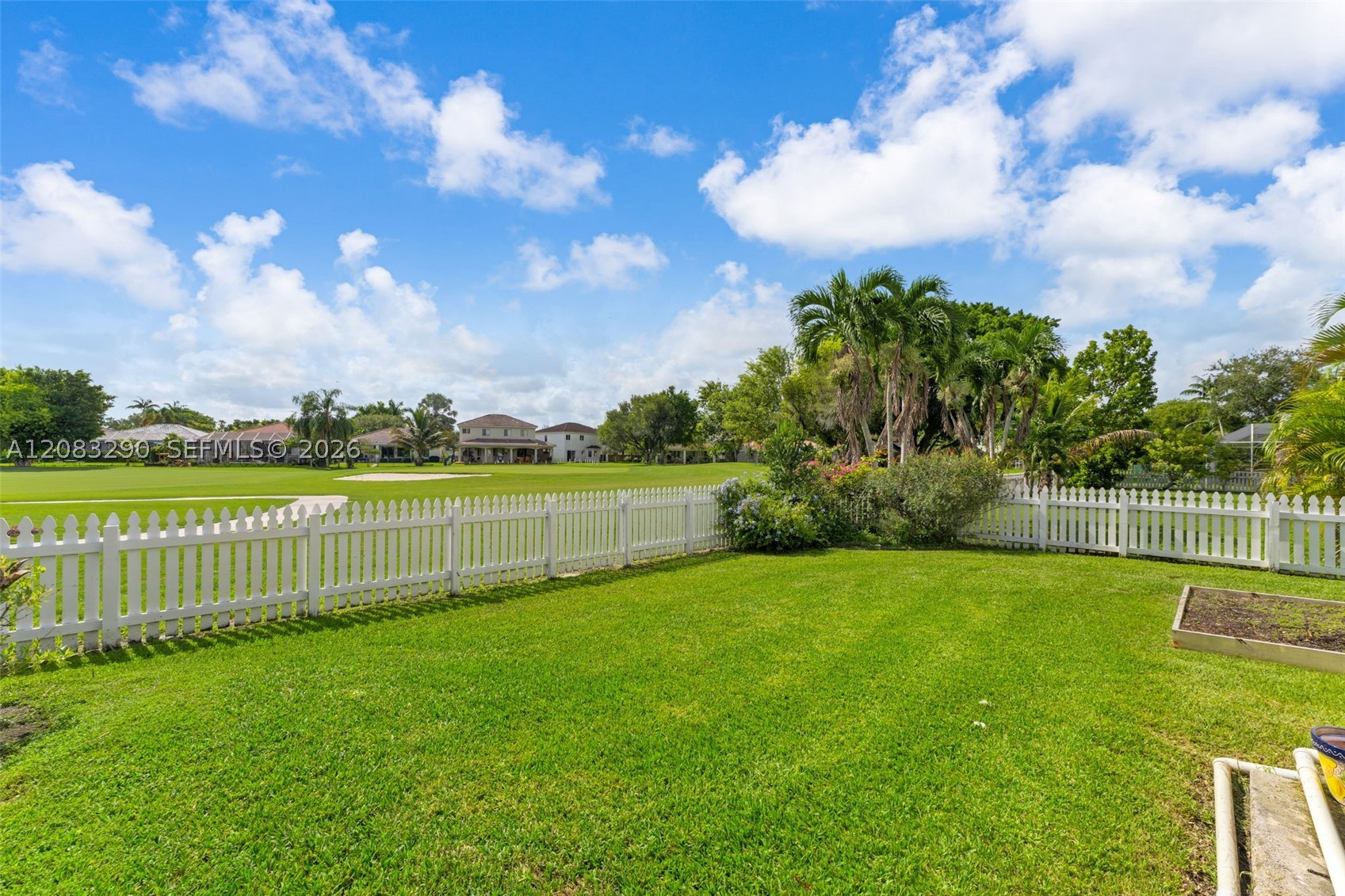 2825 Fairways Dr Property Photo 34